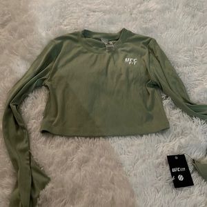 UFC NWT green cropped shirt